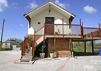 Апартаменты Swallows Loft