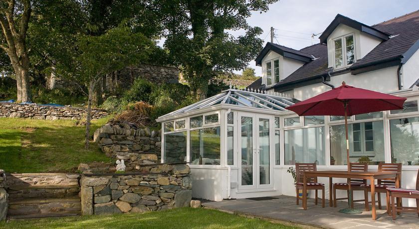 Вилла Villa Caernarfon 2