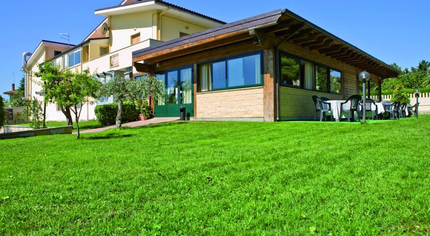 Мини-отель B&B Viale dei Pini