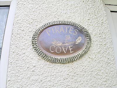 Отель Pirates Cove