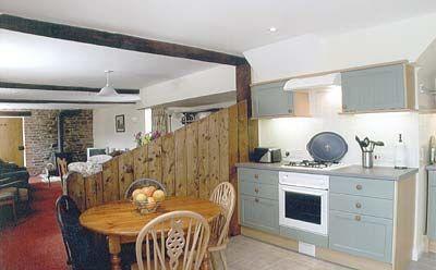 Отель Stoke Court Farm Barn