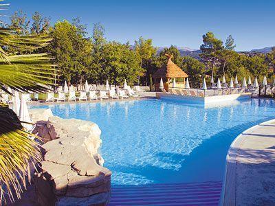 Апартаменты Rue des Oliviers with Swimming Pool
