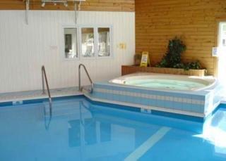 Отель Quality Inn St. Andre