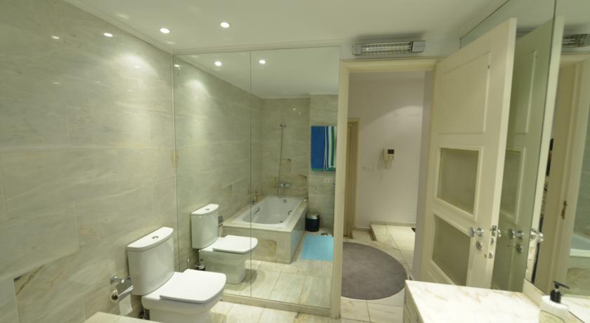 Fernandes Guest House