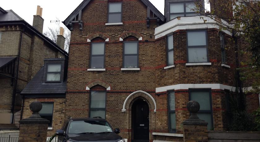 Апартаменты Chatsworth Road Apartments