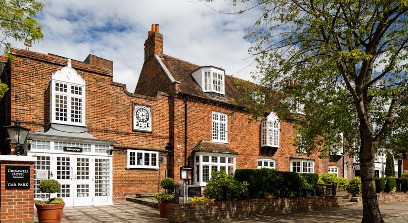 Отель Ramada Cromwell Stevenage