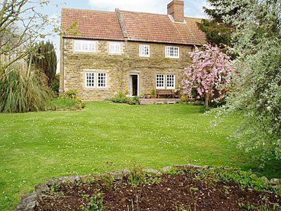 Апартаменты Wallflower Cottage