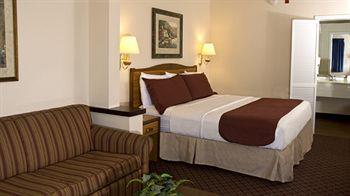 Отель Crystal Suites