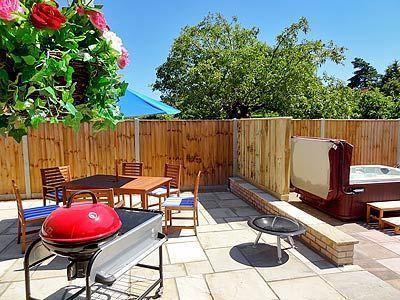 Апартаменты Ramblers Cottage