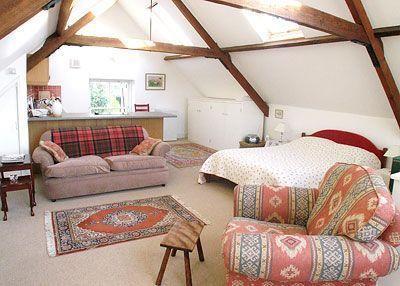 Апартаменты The Coach House