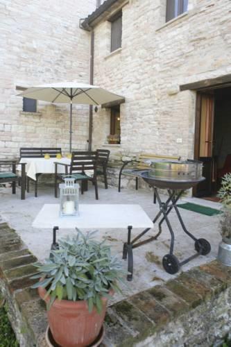 Апартаменты Agriturismo Il Fienile di Cà Battista