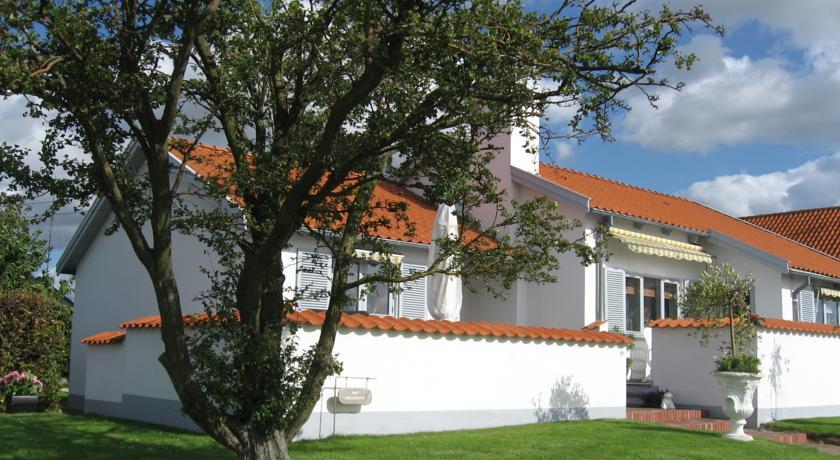 Мини-отель Nykøbing Falster B&B