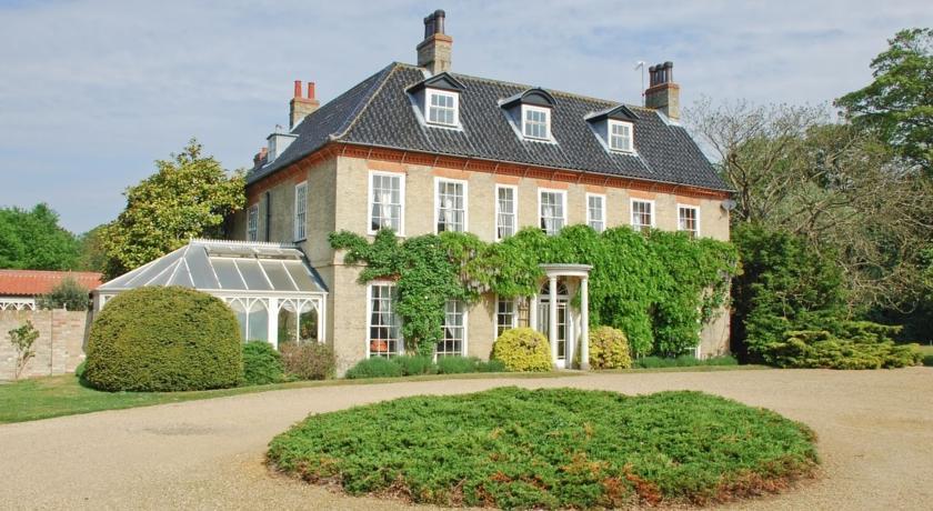 Отель Sedgeford Hall