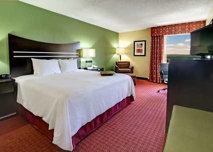 Отель Hampton Inn Hot Springs