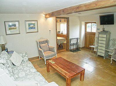 Отель Pear Tree Cottage
