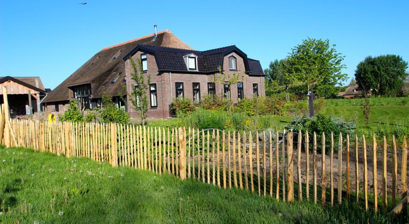 Мини-отель Ruigenhof Bed & Breakfast