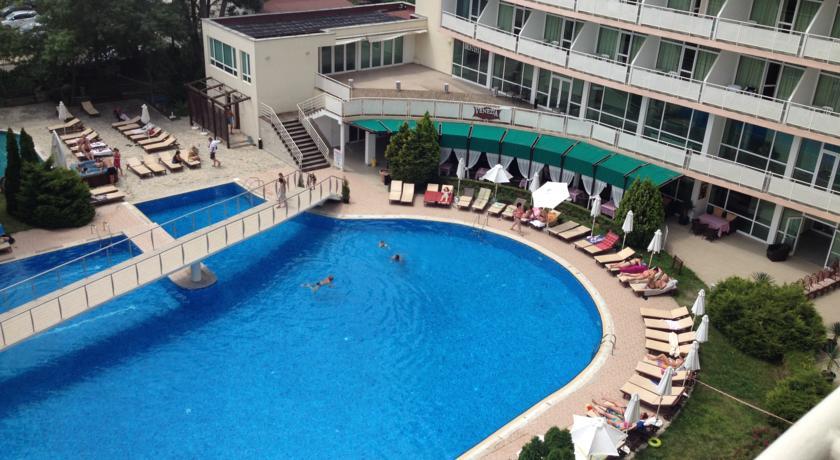 Grand Hotel Oasis