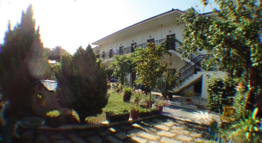 Апартаменты Perix House