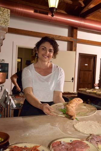 Отель Agriturismo Torre dei Preti