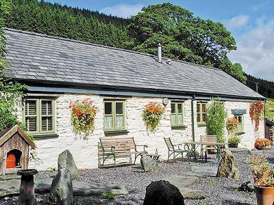 Отель Blaen Glasgwm Isaf Cottage
