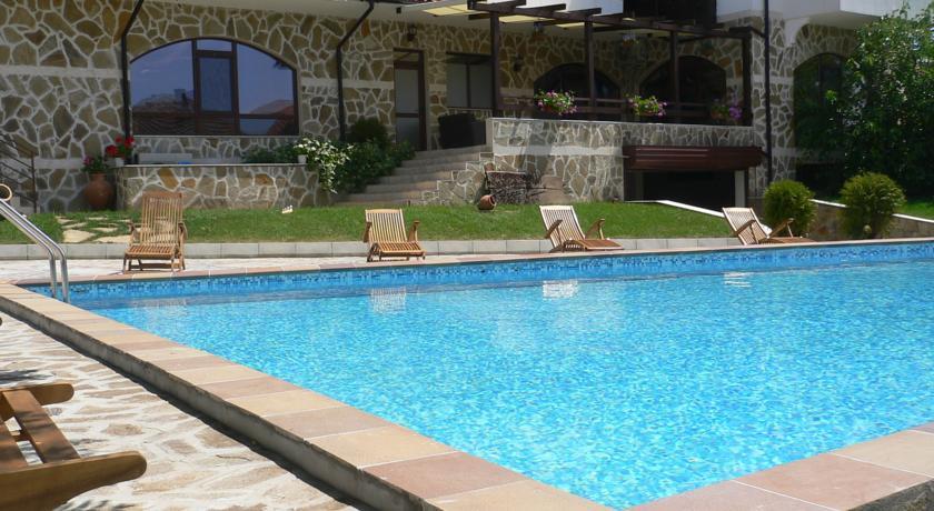 Отель Madara Club and Spa