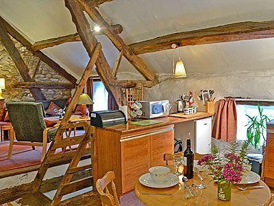 Отель The Hayloft Dry Hall