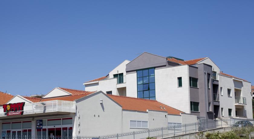 Апартаменты Beach Apartments