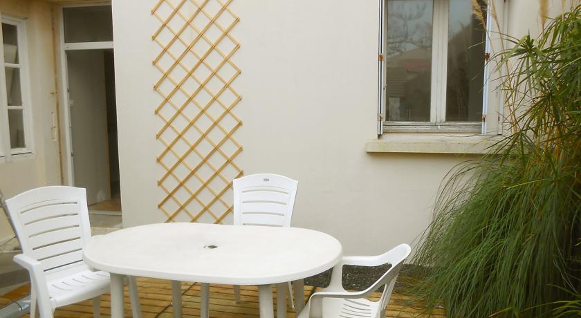 Апартаменты Holiday home Bourcefranc-le-Chapus