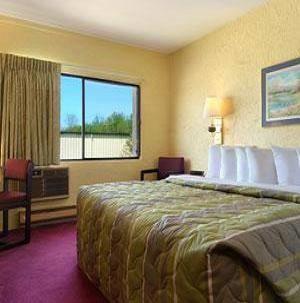 Отель Days Inn Appleton