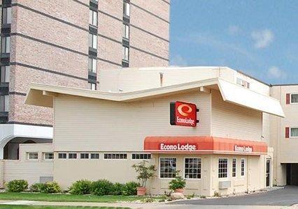 Отель Econo Lodge Downtown Omaha