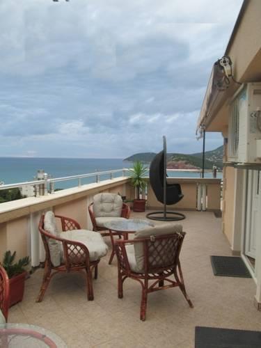 Апартаменты Apartments Moracanin