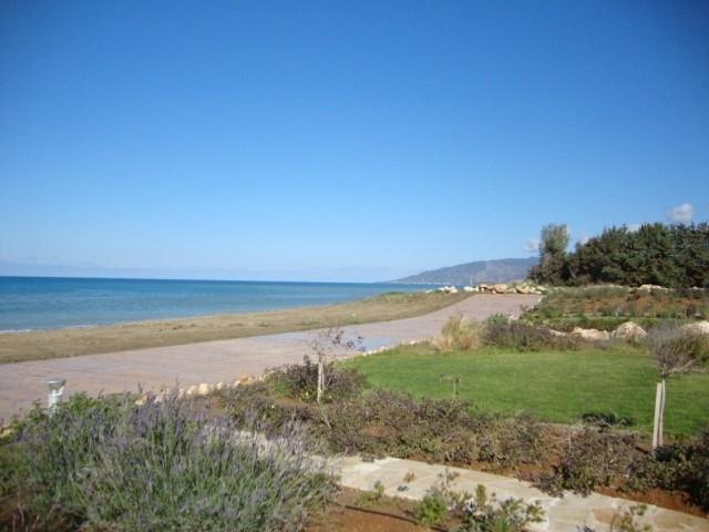 Вилла Argaka Beach Villa 1