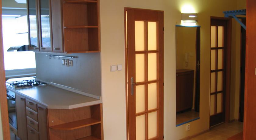 Апартаменты Lakeview Apartment