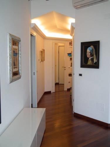 Апартаменты Bellavista Apartment