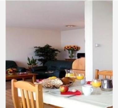 Отель Hampshire Hotel - City Terneuzen