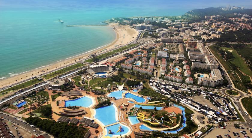 Apartamentos Estival Park