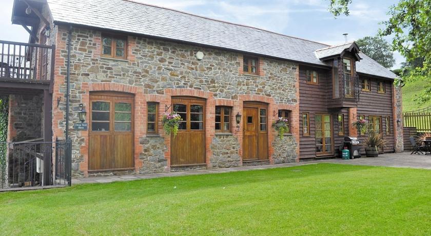 Отель Deepwell Barn