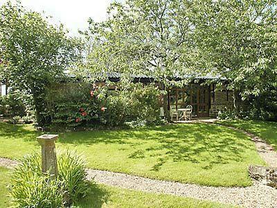 Отель Bluebell Cottage