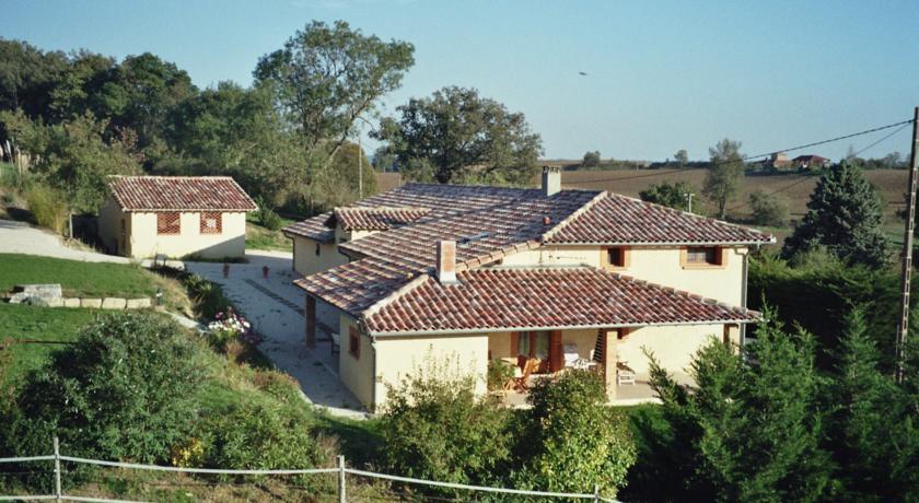 Мини-отель Chambres d'Hôtes aux Lauriers