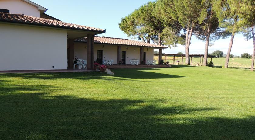 Отель Agriturismo Valle Martina