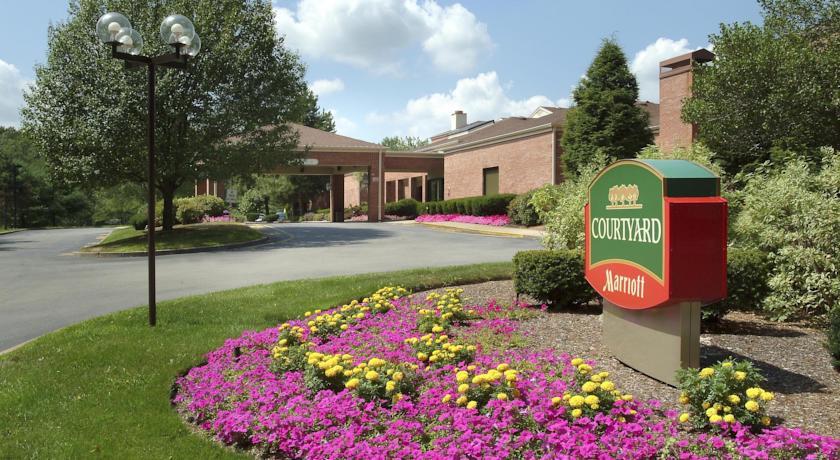 Отель Courtyard Boston Foxborough/Mansfield