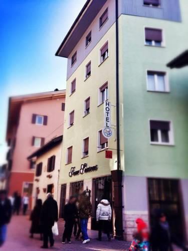 Отель Hotel Four Seasons Folgaria