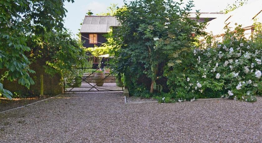 Отель Barn Terrace