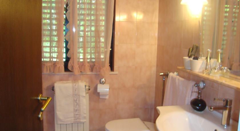 Rooms Paola