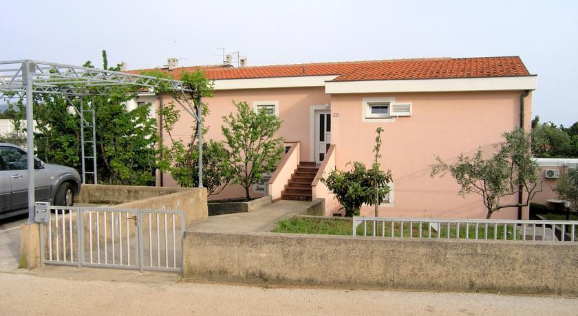 Апартаменты Apartments Sokolović