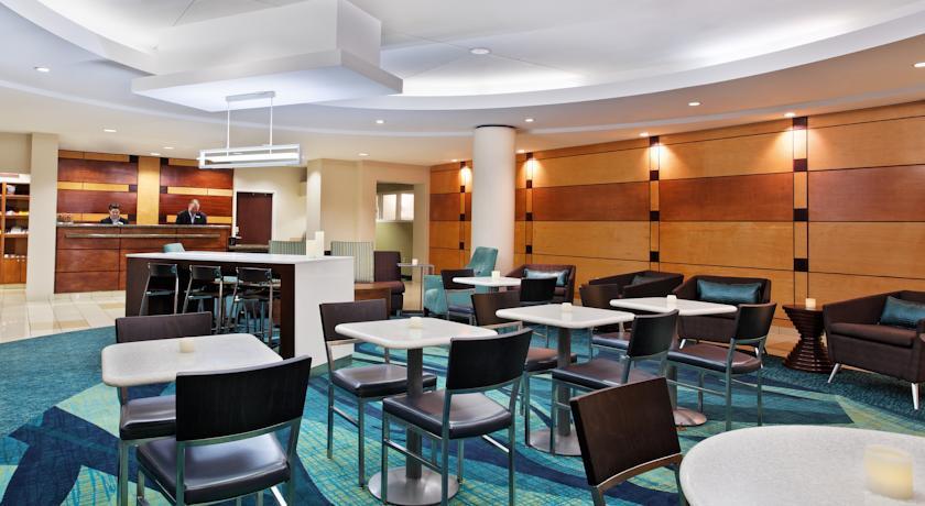 Отель SpringHill Suites Knoxville At Turkey Creek