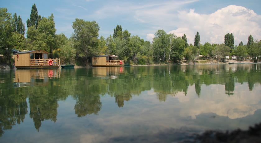 Отель Le Val de Durance