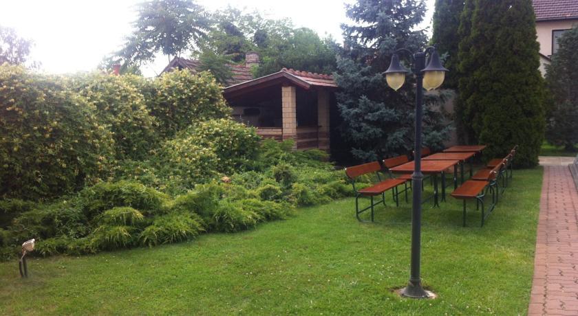 Гостевой дом Star Sport Pub Étterem & Panzió