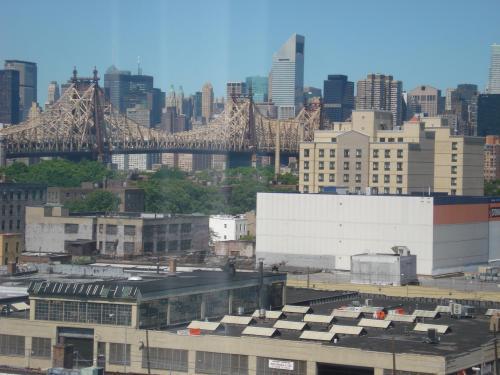 Отель Ramada Long Island City