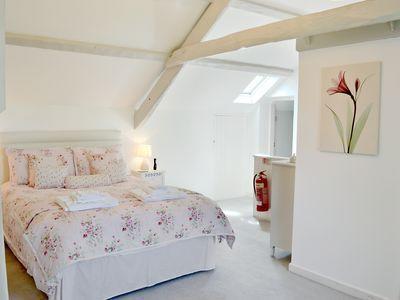 Отель Gamekeepers Cottage